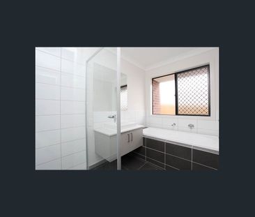 Big, bold and beautiful - Photo 5