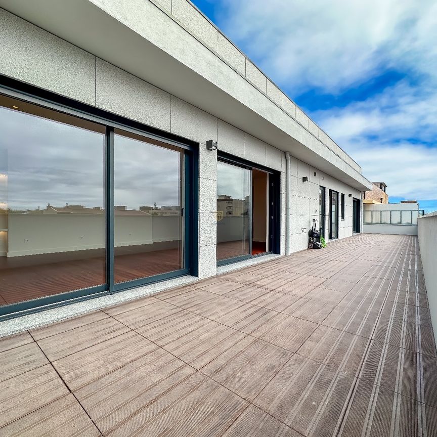 Apartamento T4 em Porto - Photo 1