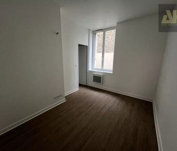 PROXIMITE DES FACS - T2 AVEC COUR PRIVATIVE - Photo 2