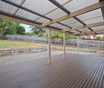 86 Rolling Hills Road, Chirnside Park - Photo 2