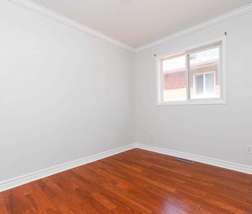 For Lease - 3241 Bruzan Crescent Unit# Main & Upper Floor, Mississa... - Photo 6