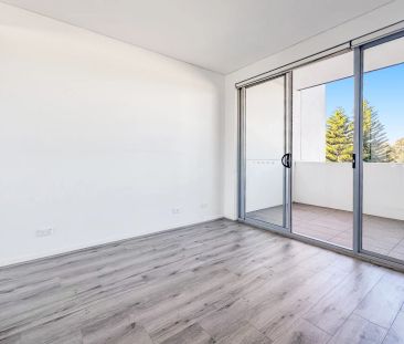 LOVELY 2 BEDROOM APARTMENT WITH STUDY NOOK, SECURITY CAR SPACE AND ... - Photo 4