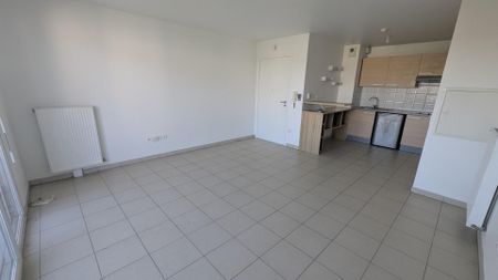 location Appartement T2 DE 45.55m² À MANTES LA JOLIE - Photo 3