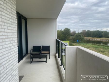 Luxueus nieuwbouwappartement te huur met zicht op de Leie nabij Waregem - Photo 2