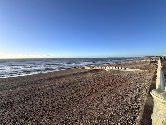 Marina, St Leonards-On-Sea - Photo 1