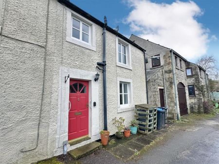 Wheston Bank, Tideswell, Buxton - Photo 2