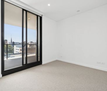 Modern Living in Bankstown CBD - Photo 3