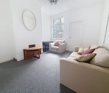 2 bedroom terraced house to rent - Photo 2