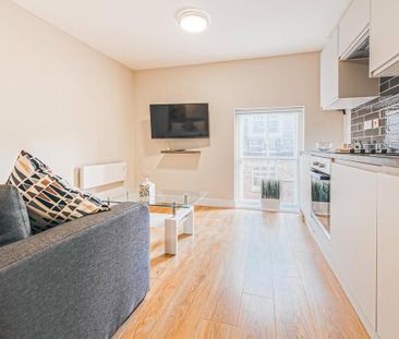 Studio to rent - Photo 1