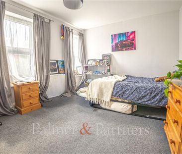 2 bedroom terraced house to rent - Photo 5