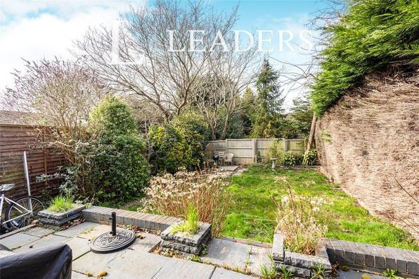 1 bedroom semi-detached house to rent - Photo 1