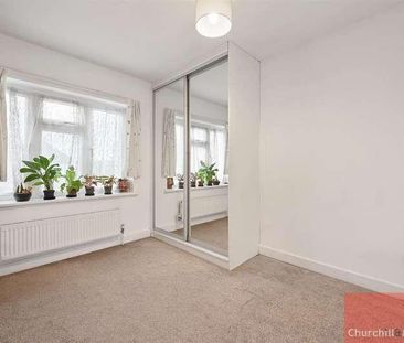 Sycamore Avenue, London, W5 - Photo 2