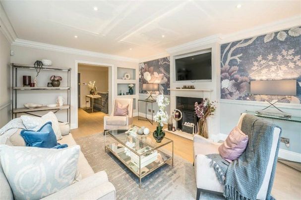 Queen's Gate, South Kensington, SW7 - Photo 1