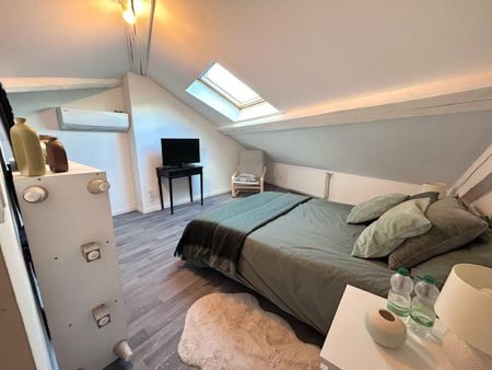 Location Appartement 99m² ROANNE 42300 - Photo 2