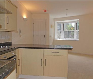 1 Bed Flat, New England Road, BN1 - Photo 5