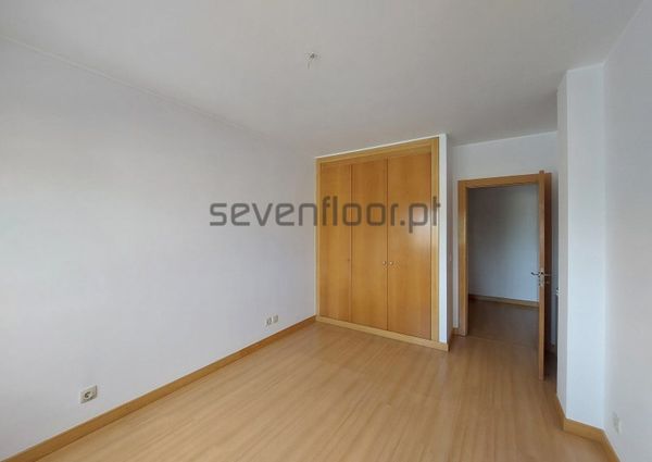 Apartamento T2+1 em Porto