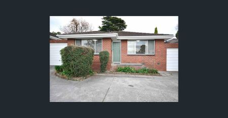 PERFECT POSITION IN GREENSBOROUGH - Photo 3