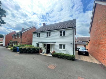 4 bedroom detached house to rent - Photo 4