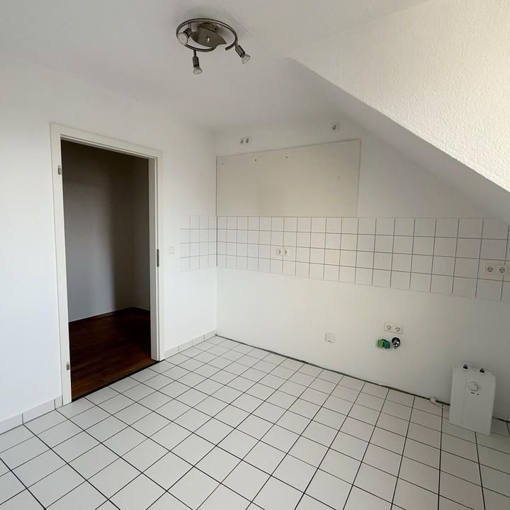 Charmante 3-Zimmer-Wohnung mit Altbauflair in Duisburg - Foto 1