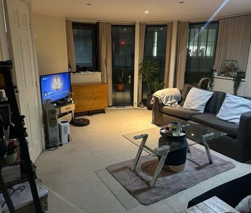 2 Bed Flat, Middlewood Street, M5 - Photo 1