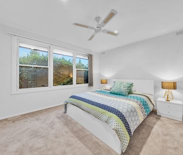 MODERN APPEAL WITH LOTS OF EXTRAS - Photo 5