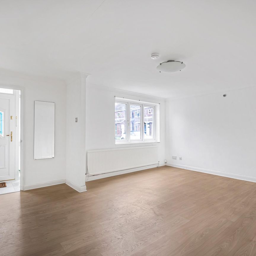 Holmshaw Close - Photo 1