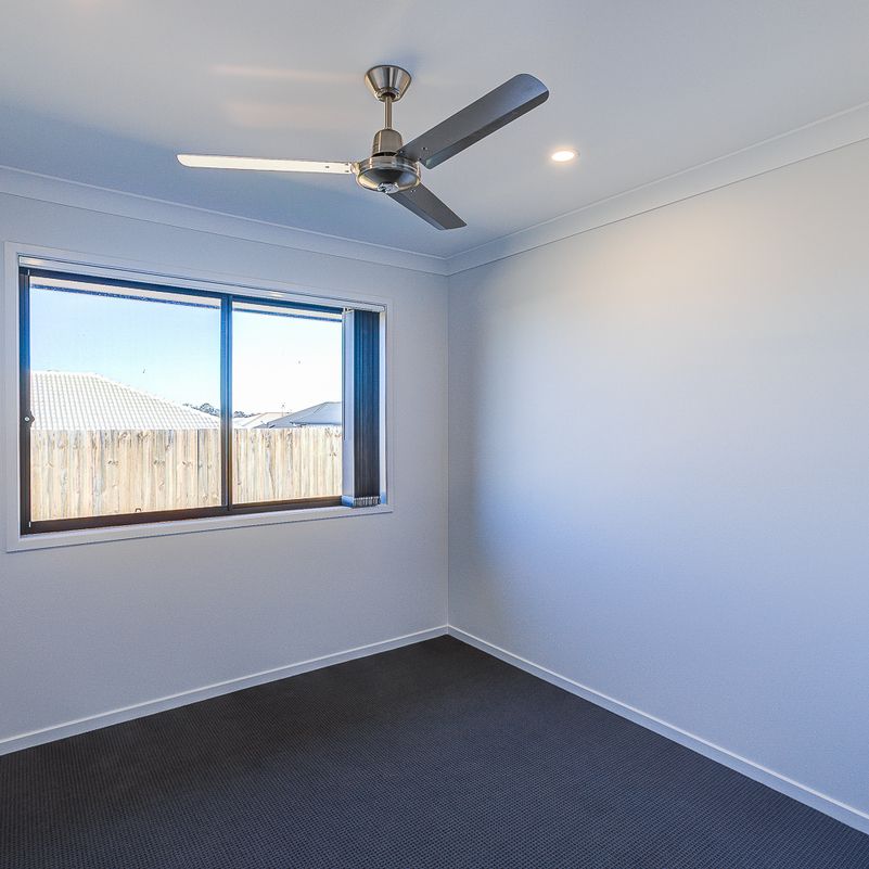 Beautiful Family Home! - Photo 1