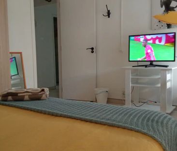 Room in a shared 4-bedroom apartment for rent in Schamann, bills in... - Photo 1