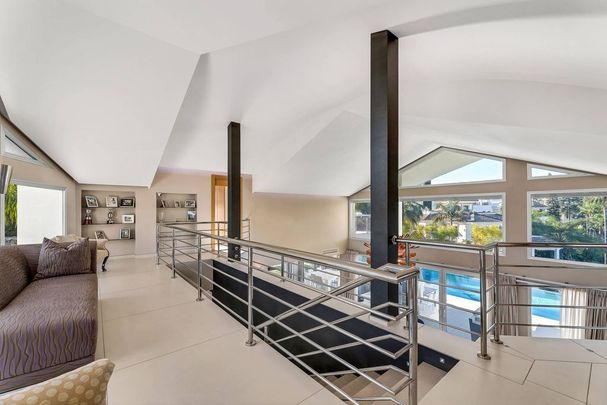 Luxury Villa for rent in Nueva Andalucia, Andalusia - Photo 1