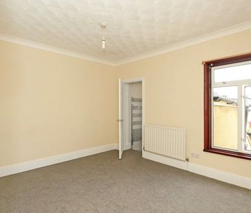 Shakespeare Road, Sittingbourne, Kent, ME10 - Photo 4