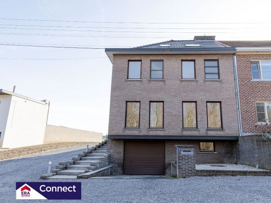 Woning met 3 (4) slaapkamers te Bilzen - Photo 1