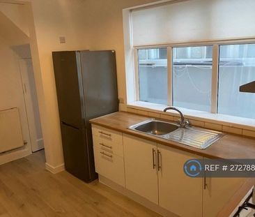 3 bedroom terraced house to rent - Photo 6