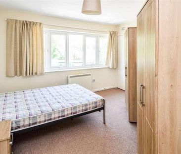 Groveley Lane, Cofton Hackett, Birmingham, West Midlands, B45 - Photo 4