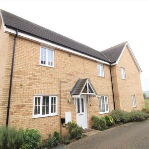 3 bedroom semi-detached house to rent - Photo 3