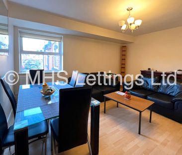 5 Bedroom Ground Floor Flat for rent in Headingley Rise - Photo 2