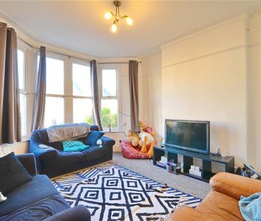 6 bedroom semi-detached house to rent - Photo 6