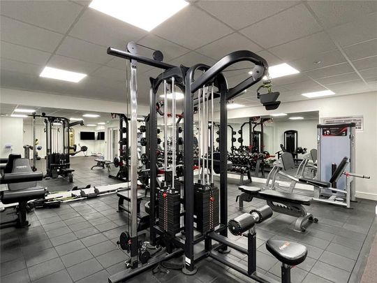 1 bedroom penthouse to rent - Photo 1