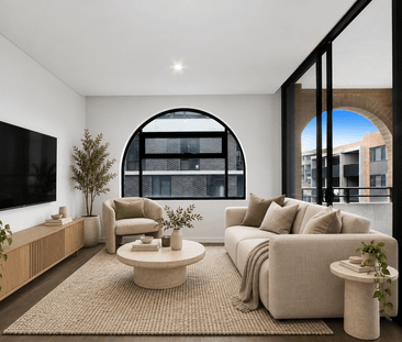 LIVE BIG IN THE HEART OF GLEBE - LARGE MODERN ONE BEDROOM - Photo 1
