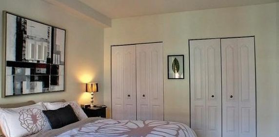 Superbe condo style penthouse sur deux niveaux de 1000 pc - Photo 2