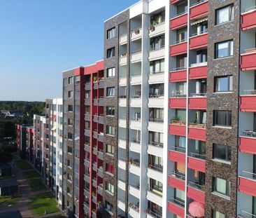 modernisierte 3 Zimmerwohnung mit exklusivem Weitblick über Tornesch! - Foto 4