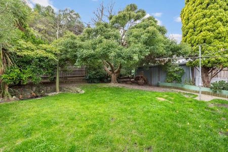 “Charming Three-Bedroom Home in a Convenient Frankston Location” - Photo 3