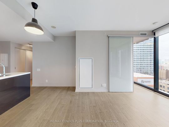 King Charlotte Lofts - Photo 1