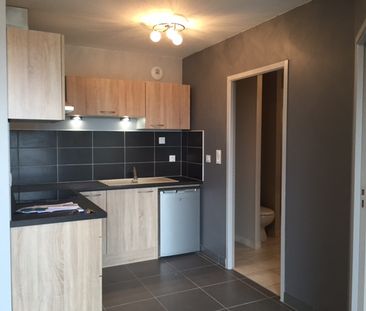 Location Appartement 2 pièces 36m² - Photo 2