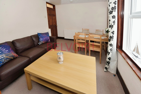3 bedroom terraced house to rent - Photo 3