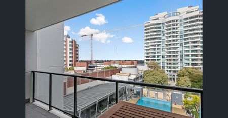 BEAUTIFULLY FINISHED 2 BEDROOM AT INFINITY - Photo 2