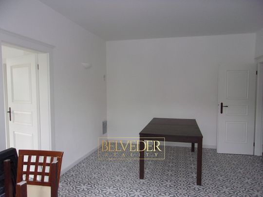 Pronájem bytu 2+1 81 m² - Photo 1