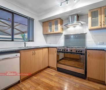 CUL DE SAC LIVING ON ROSS COURT!!! - Photo 5