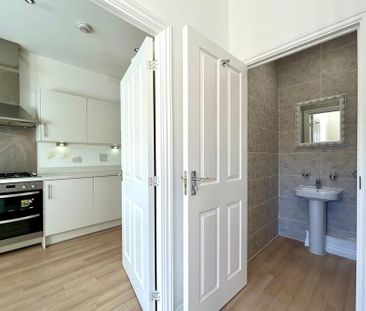 4 bedroom townhouse to rent - Photo 6