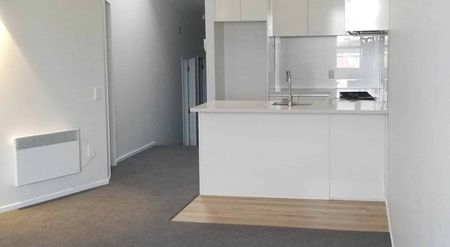 Industrial meets Modern - Photo 4