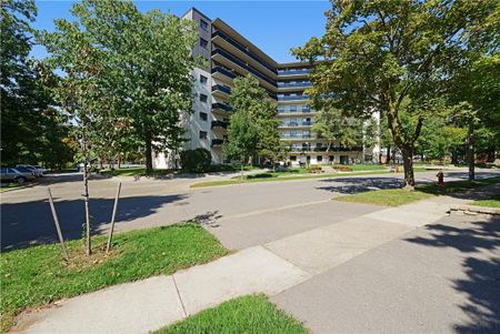 Silver Spear Apartments - Photo 4